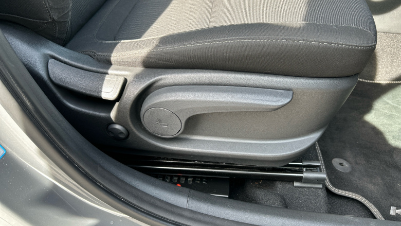 Hyundai Kona 1.0 TGDi 48V MHEV Premium 5dr Petrol Hatchback